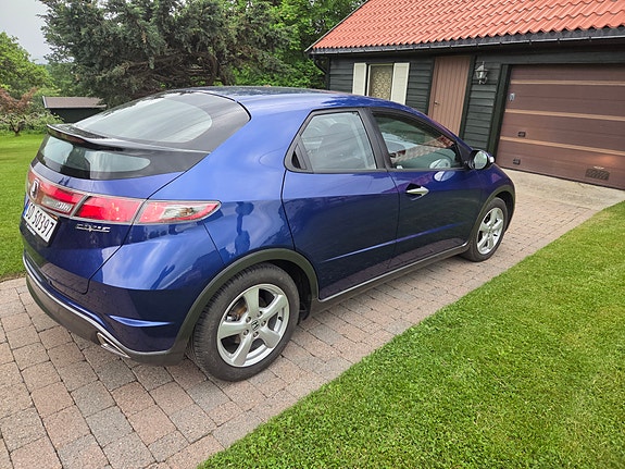 Honda Civic 3 of 5