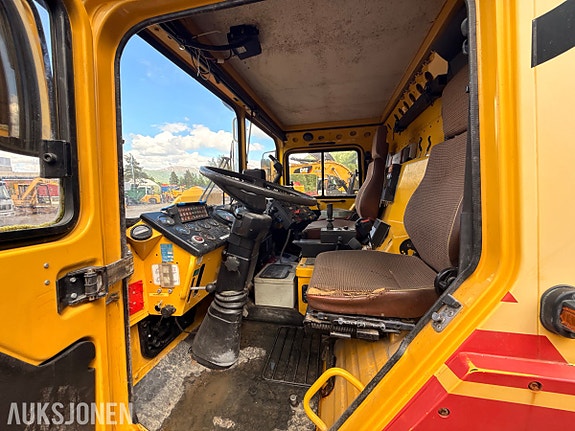 MAN 24460 Brannbil 6x6 22 of 28