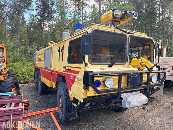 MAN 24460 Brannbil 6x6 3 of 28