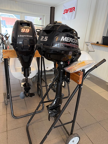 Mercury 2,5 4 t Ny forgasser Ny dødmann. 2022 Mod kort stamme