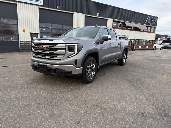 GMC Sierra 3 of 5