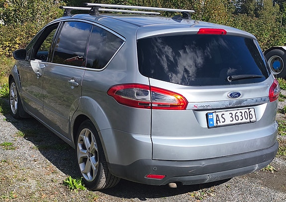Ford S-MAX 4 of 15