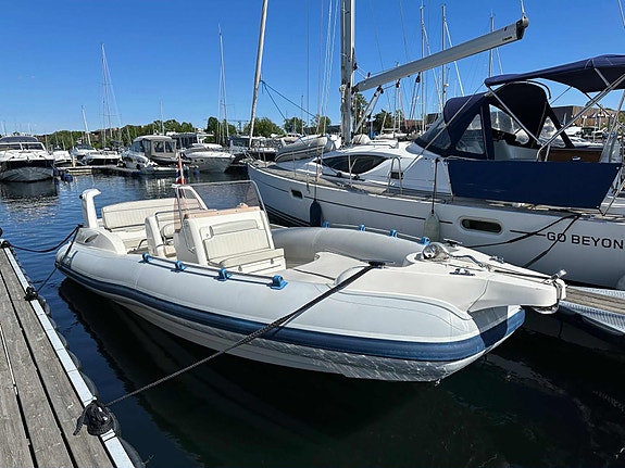 Marlin 25´EFB RIB m/320 hk. Mercruiser