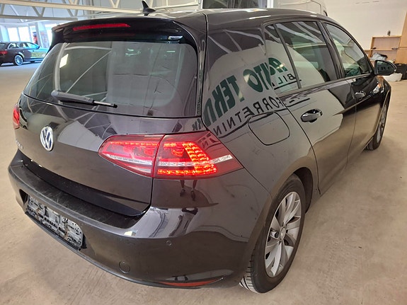 Volkswagen Golf 4 of 20