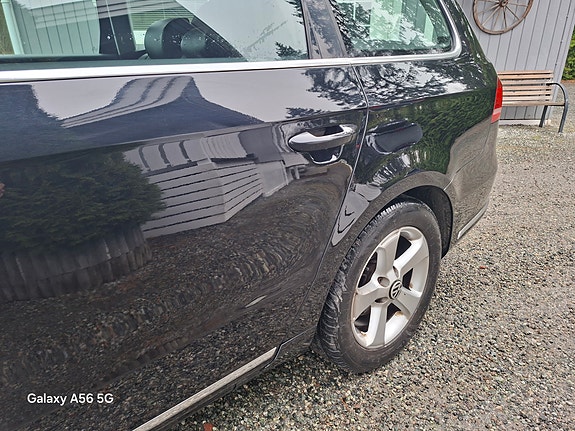 Volkswagen Passat 6 of 23