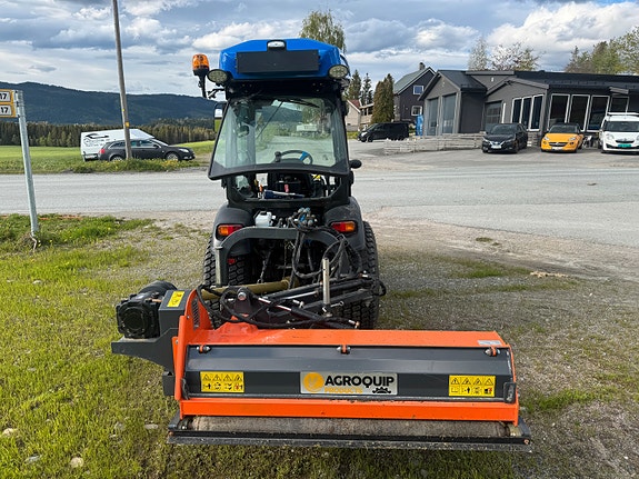 Solis 26 HST med front pto og hydraulikk komplett 3 of 10