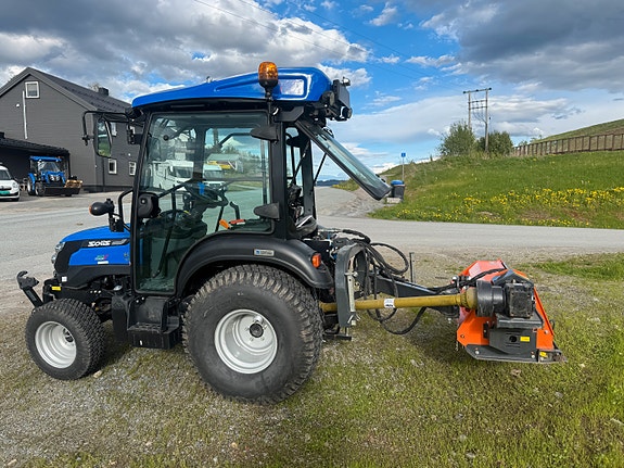 Solis 26 HST med front pto og hydraulikk komplett 6 of 10
