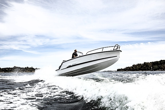 Utstillingsbåt! Ryds 550VI Mid C med Yamaha 80hk - romslig senterkonsoll 4 of 23