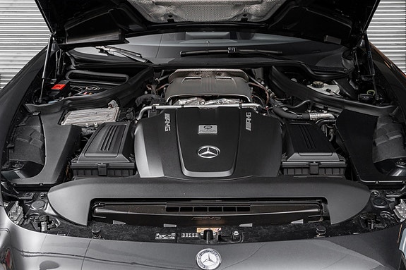 Mercedes-Benz AMG GT S 15 of 30