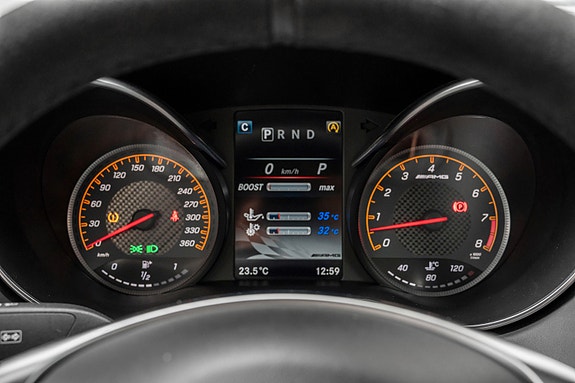 Mercedes-Benz AMG GT S 28 of 30