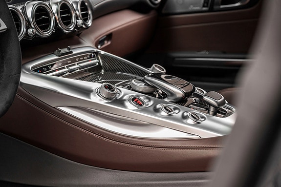 Mercedes-Benz AMG GT S 21 of 30