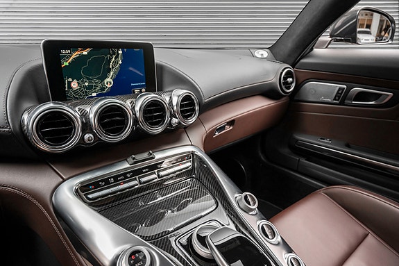 Mercedes-Benz AMG GT S 19 of 30