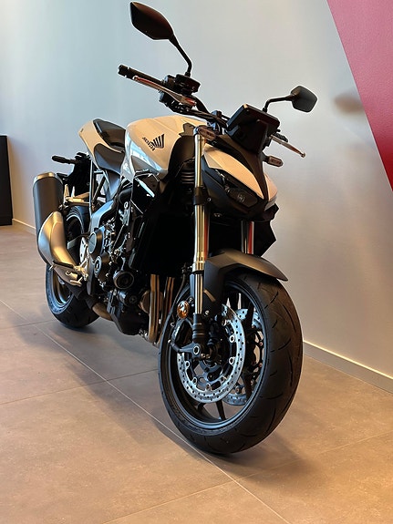 Honda CB1000 Hornet - Kampanje! Spar kr. 15.890, - inkludert gratis klargjøring! 8 of 8