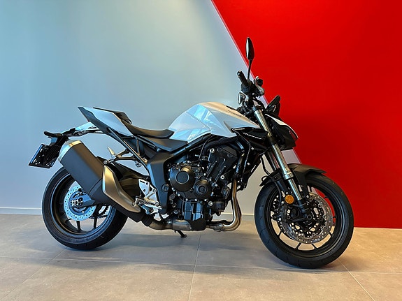 Honda CB1000 Hornet - Kampanje! Spar kr. 15.890, - inkludert gratis klargjøring! 2 of 8