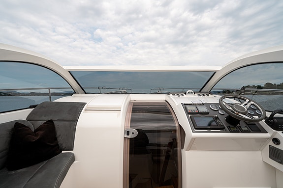 Fairline Targa 38, 2 X VP D6 330, betydelig oppgradert, vinteropplag inkl. 30 of 30