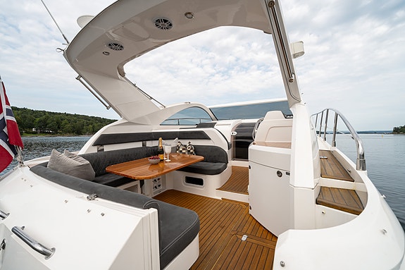 Fairline Targa 38, 2 X VP D6 330, betydelig oppgradert, vinteropplag inkl. 12 of 30