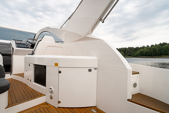 Fairline Targa 38, 2 X VP D6 330, betydelig oppgradert, vinteropplag inkl. 27 of 30