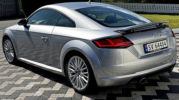 Audi TT 4 of 16