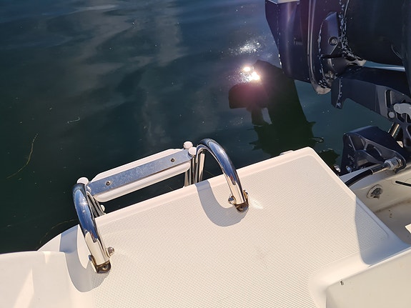 Jeanneau 605 Merry Fisher med Yamaha F100 5 of 17