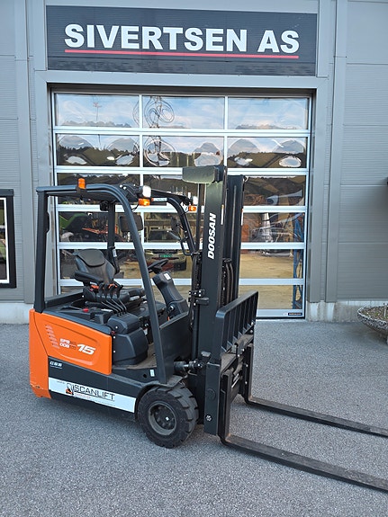 Doosan B15T-7 "75 timer" 2 of 5