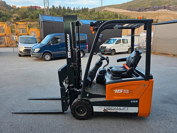 Doosan B15T-7 "75 timer" 6 of 20
