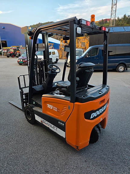 Doosan B15T-7 "75 timer" 5 of 5