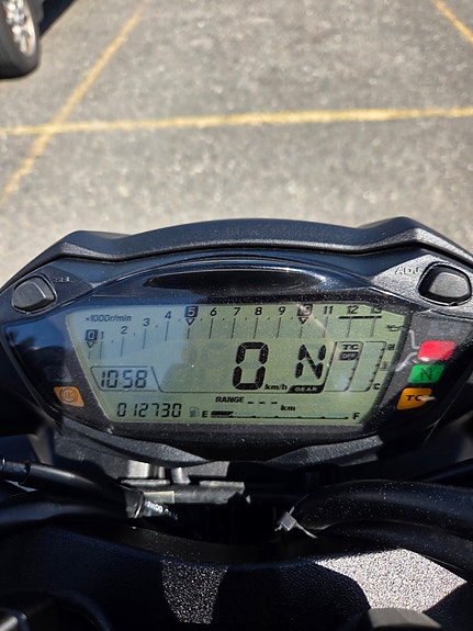 Suzuki GSX-S 750 11 of 16