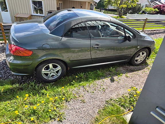 Peugeot 307 CC 5 of 17