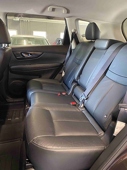 Nissan X-Trail 11 of 25