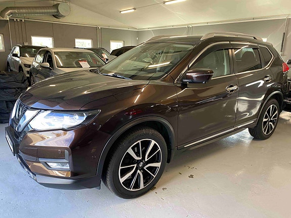 Nissan X-Trail 3 of 25