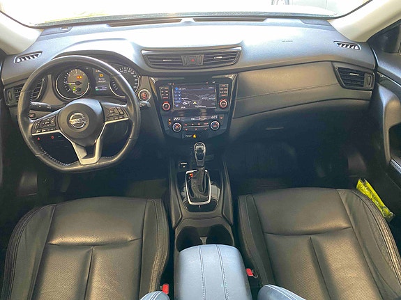 Nissan X-Trail 12 of 25