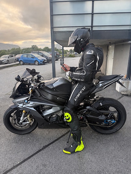 BMW S 1000 RR 4 of 5