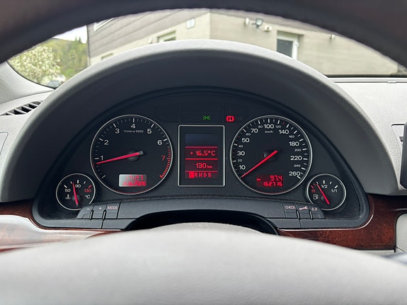 Audi A4 4 of 18