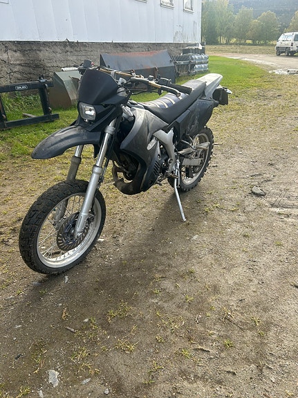 Yamaha DT 50 4 of 6
