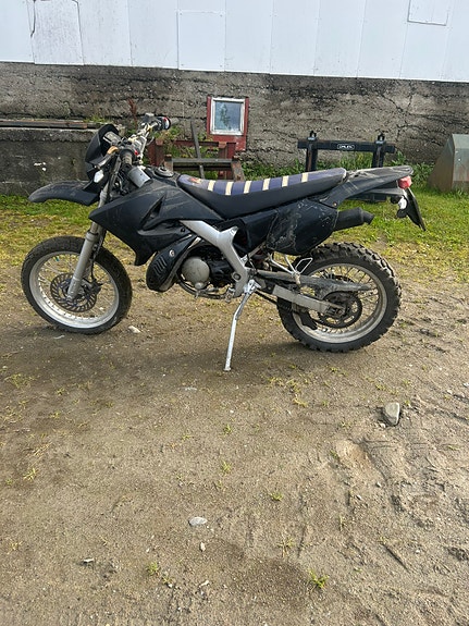 Yamaha DT 50 3 of 6