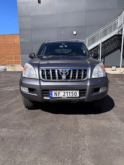 Toyota Land Cruiser 16 of 30