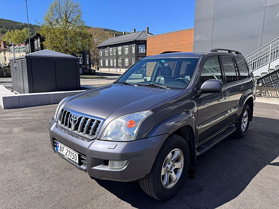 Toyota Land Cruiser 14 of 30