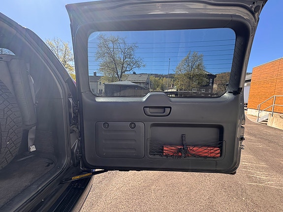 Toyota Land Cruiser 24 of 30