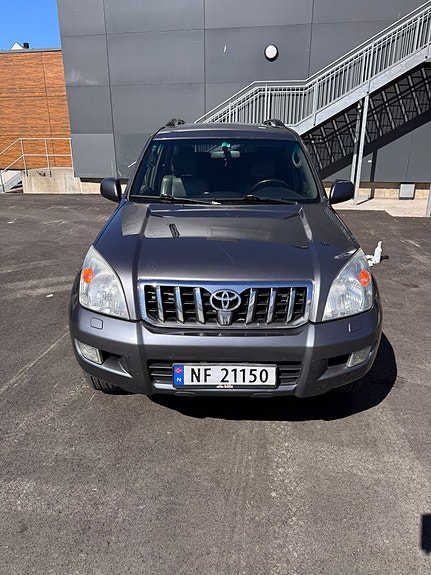 Toyota Land Cruiser 13 of 30