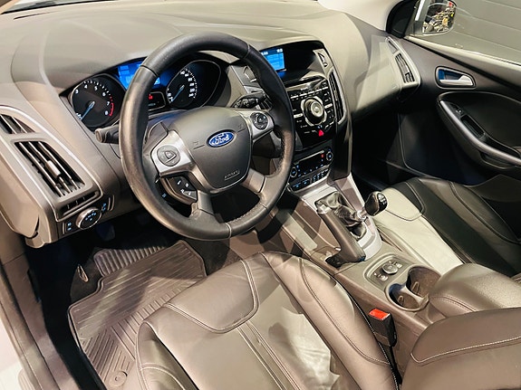 Ford Focus 23 of 30