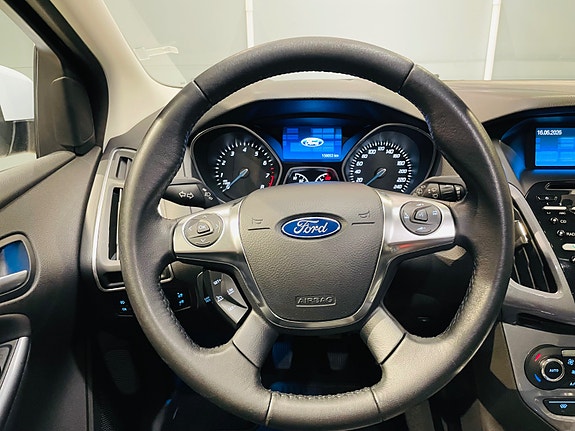 Ford Focus 27 of 30