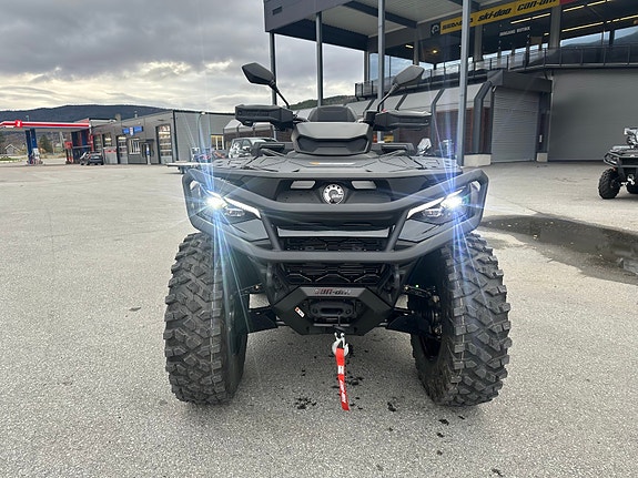 Can-Am Outlander MAX 6x6 1000R Backcountry 3 of 10