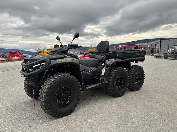 Can-Am Outlander MAX 6x6 1000R Backcountry 4 of 10