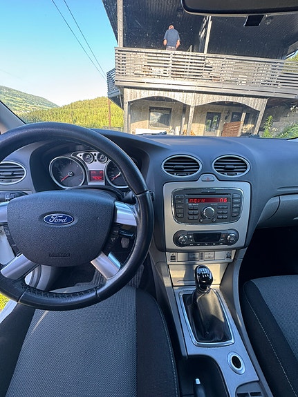 Ford Focus 10 of 16
