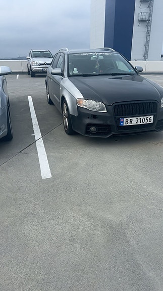 Audi A4 7 of 12