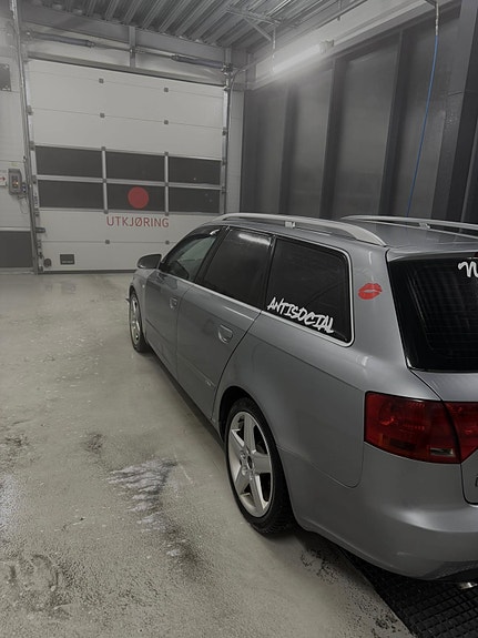 Audi A4 3 of 12