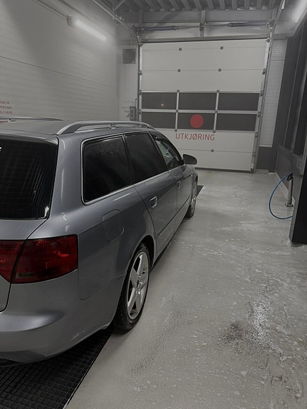 Audi A4 4 of 12