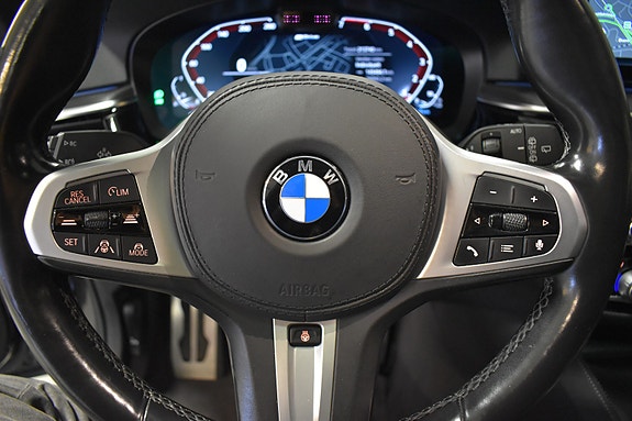 BMW 530e 19 of 29