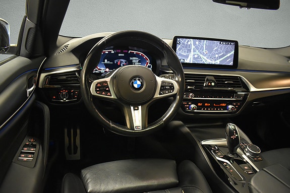 BMW 530e 11 of 29