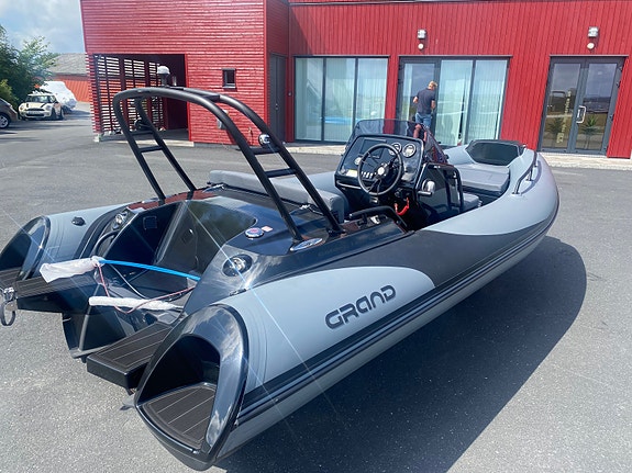 Grand 500 m/Yamaha F115 4 of 5